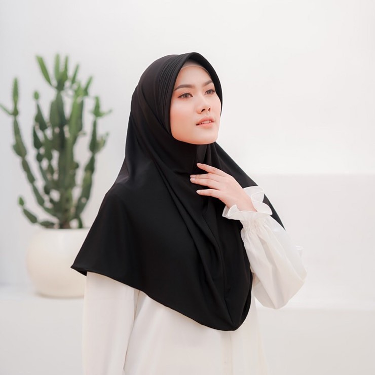 Jilbab Instan  Hijab Bergo Oval  L,XL Kerudung Polos Jersey Termurah Nayla Hija'b