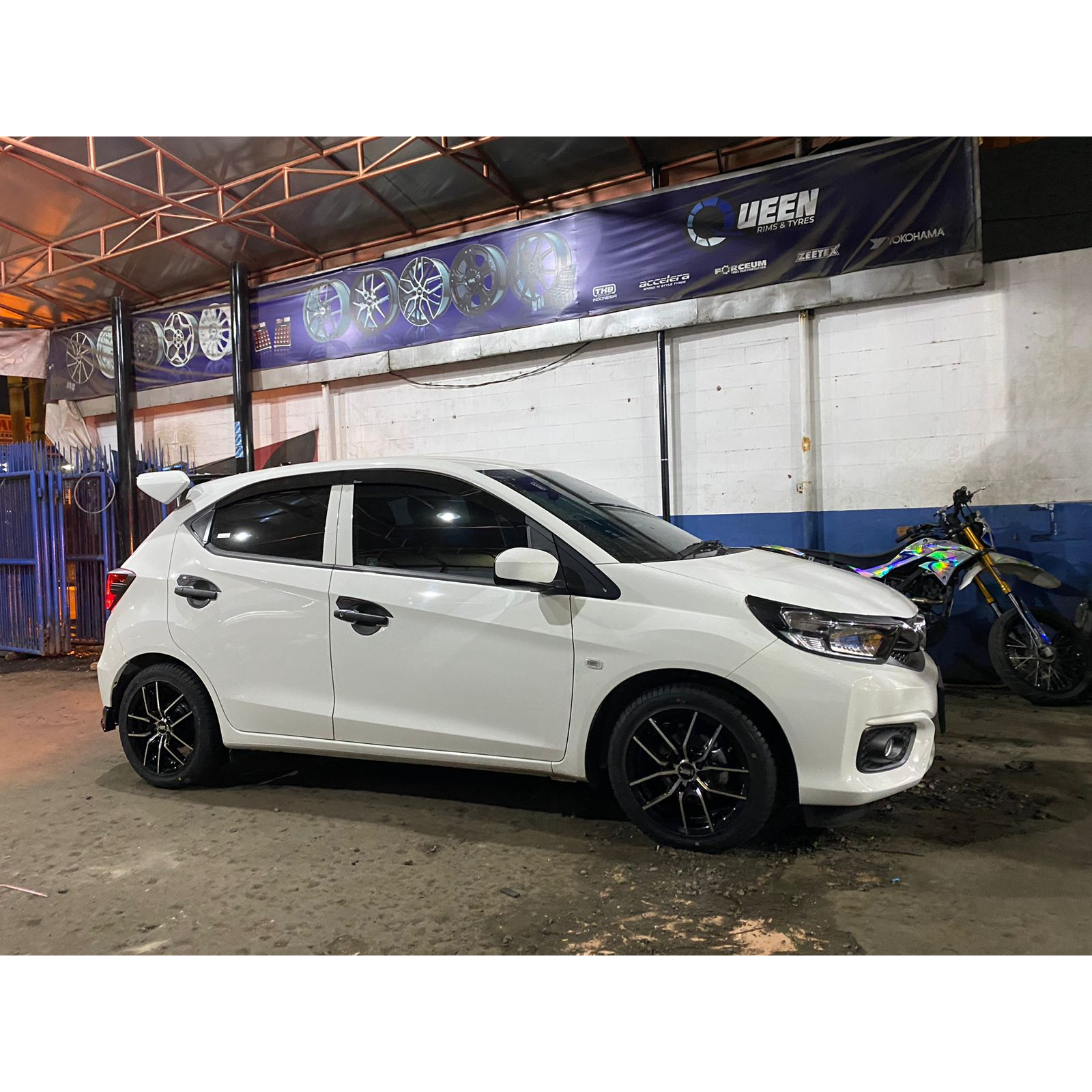 Paketan Velg Ban Honda Brio R15 Hsr Mori Ban 185/55 R15 Accelera