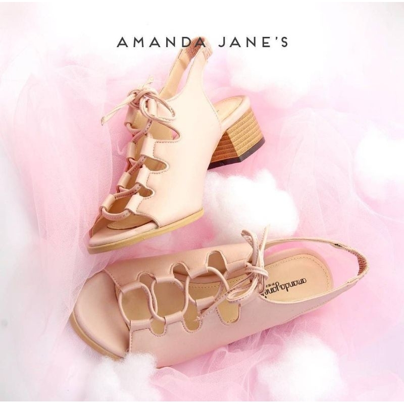 Preloved Amanda Janes