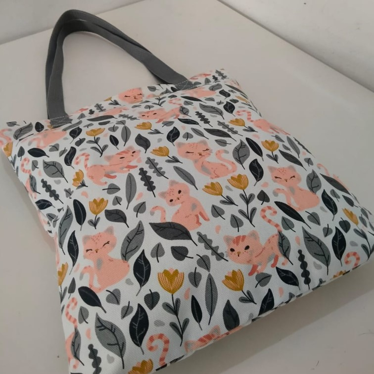 TOTEBAG KANVAS TOTEBAG WANITA TAS KANVAS MOTIF KUCING PINK. TAS CANVAS TAS WANITA TOTE BAG CANVAS TAS KANVAS MOTIF TAS KANVAS JOGJA RIENS COLLECTIONS