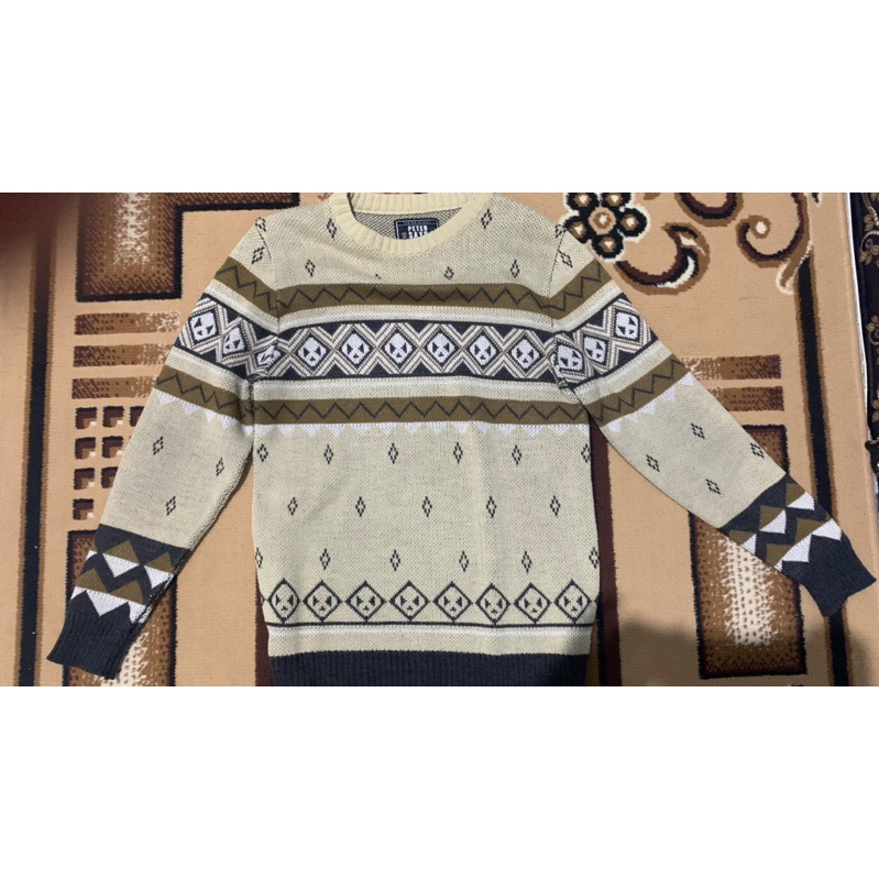 sweater rajut (Brand “Peter says denim”)