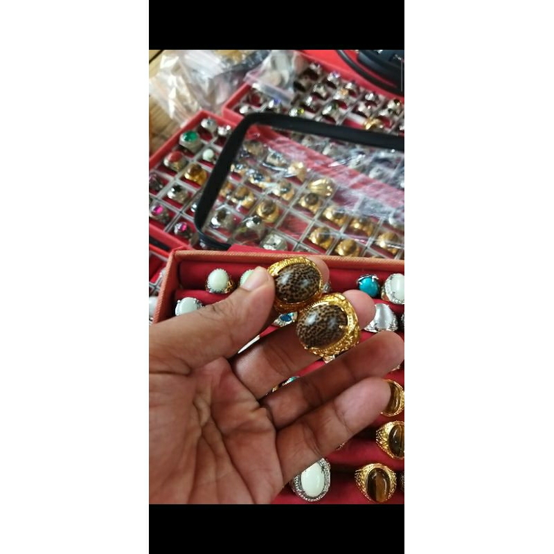 Cincin Batu Akik Kayu Liwung