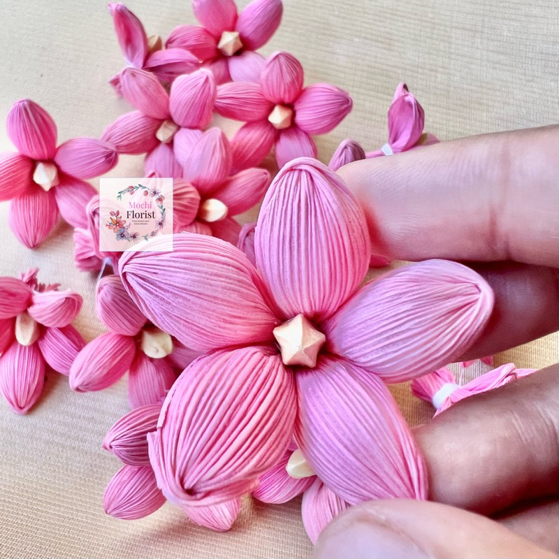 BUNGA KELOBOT PINK KECIL 3-4cm lontar pakis gandum  kapas bunga craft bahan mahar hantaraN bahan buk