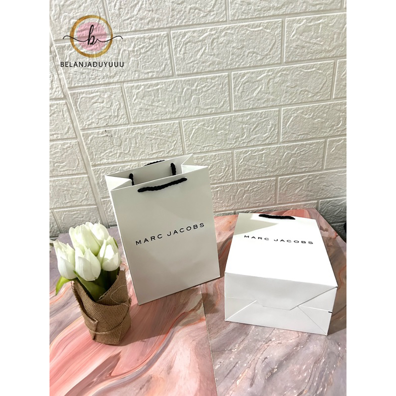 Paper Bag Marc Jacobs Ukuran Small Untuk Parfume