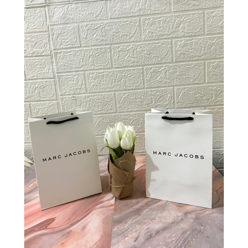 Paper Bag Marc Jacobs Ukuran Small Untuk Parfume