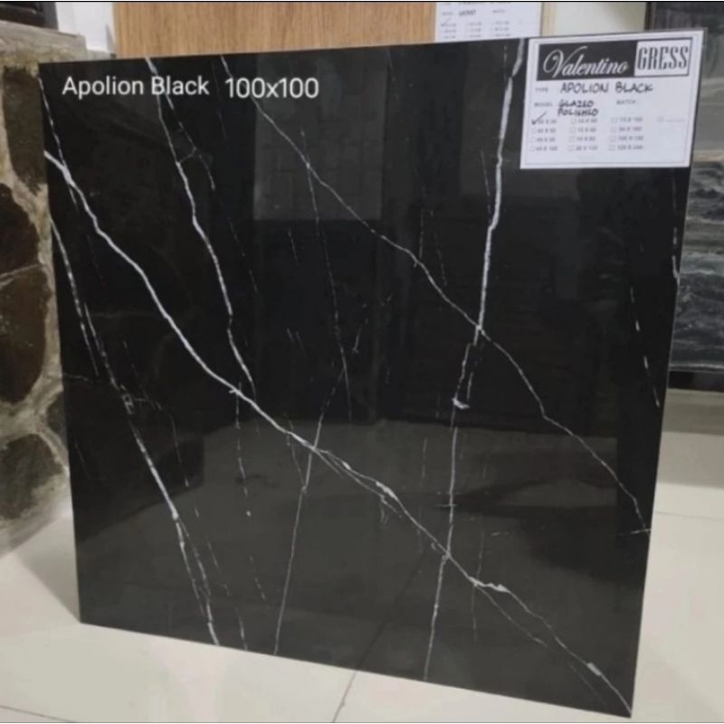 Granit 100x100 Valentino Gress Apoleon Black Glazed Polished