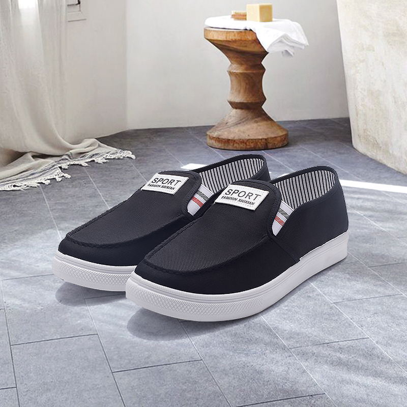 Sepatu Sport Canvas Slip On Kanvas Casual Pria Wanita Hitam