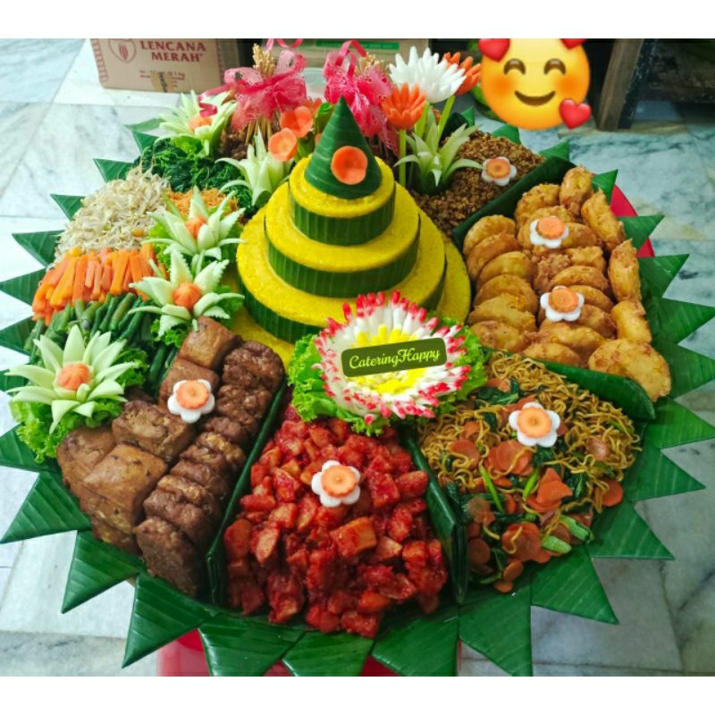 

Nasi tumpeng/ Tumpeng nasi/ Tumpeng ulang tahun/ Tumpeng cantik/ Tumpeng CateringHappy 5-35Porsi