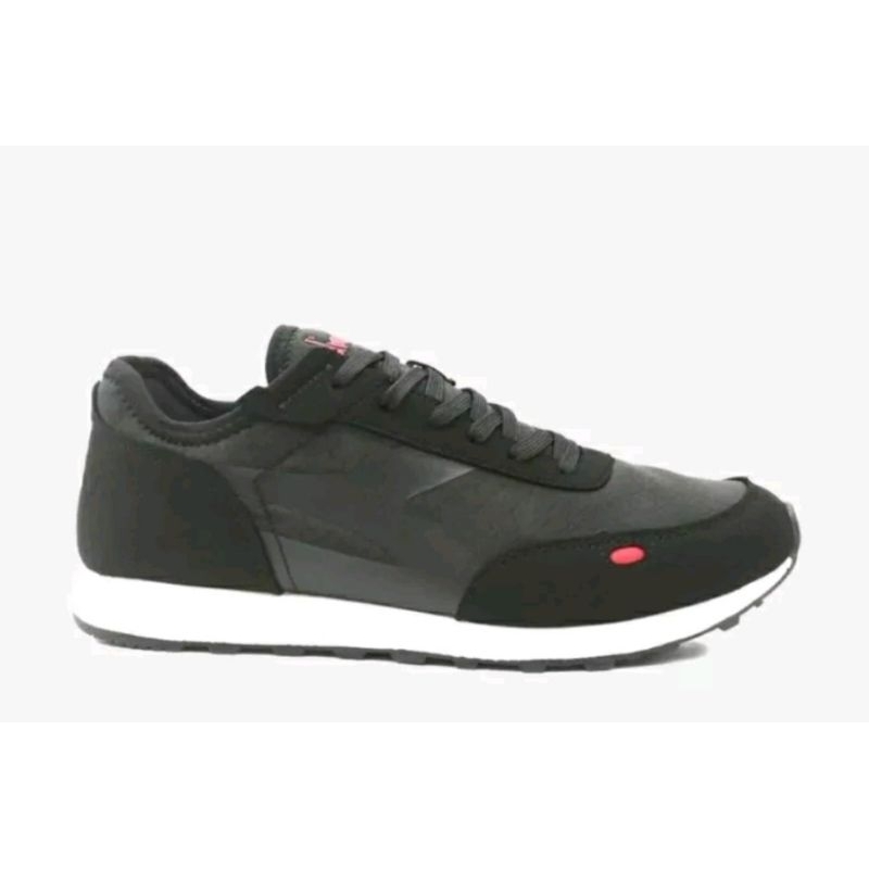 Diadora Eterno Black. sepatu sneakers diadora pria original