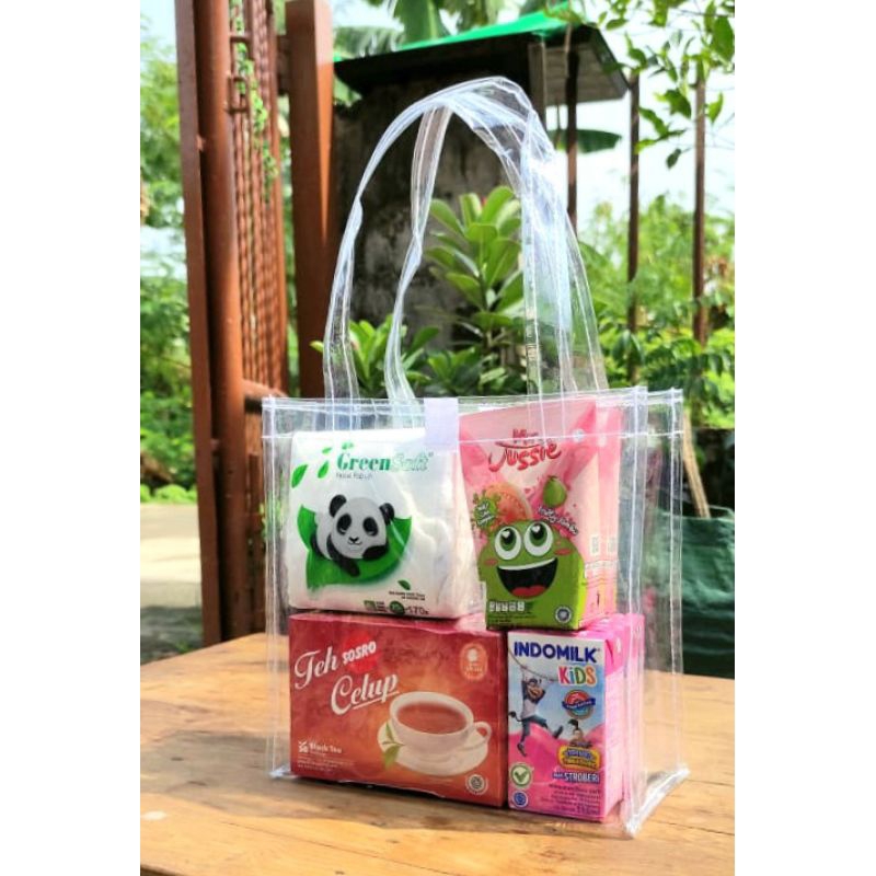 

Tas Mika Souvenir Hampers Ulang Tahun (HARGA DALAM MASA PROMO) 20X10X20 Mihun