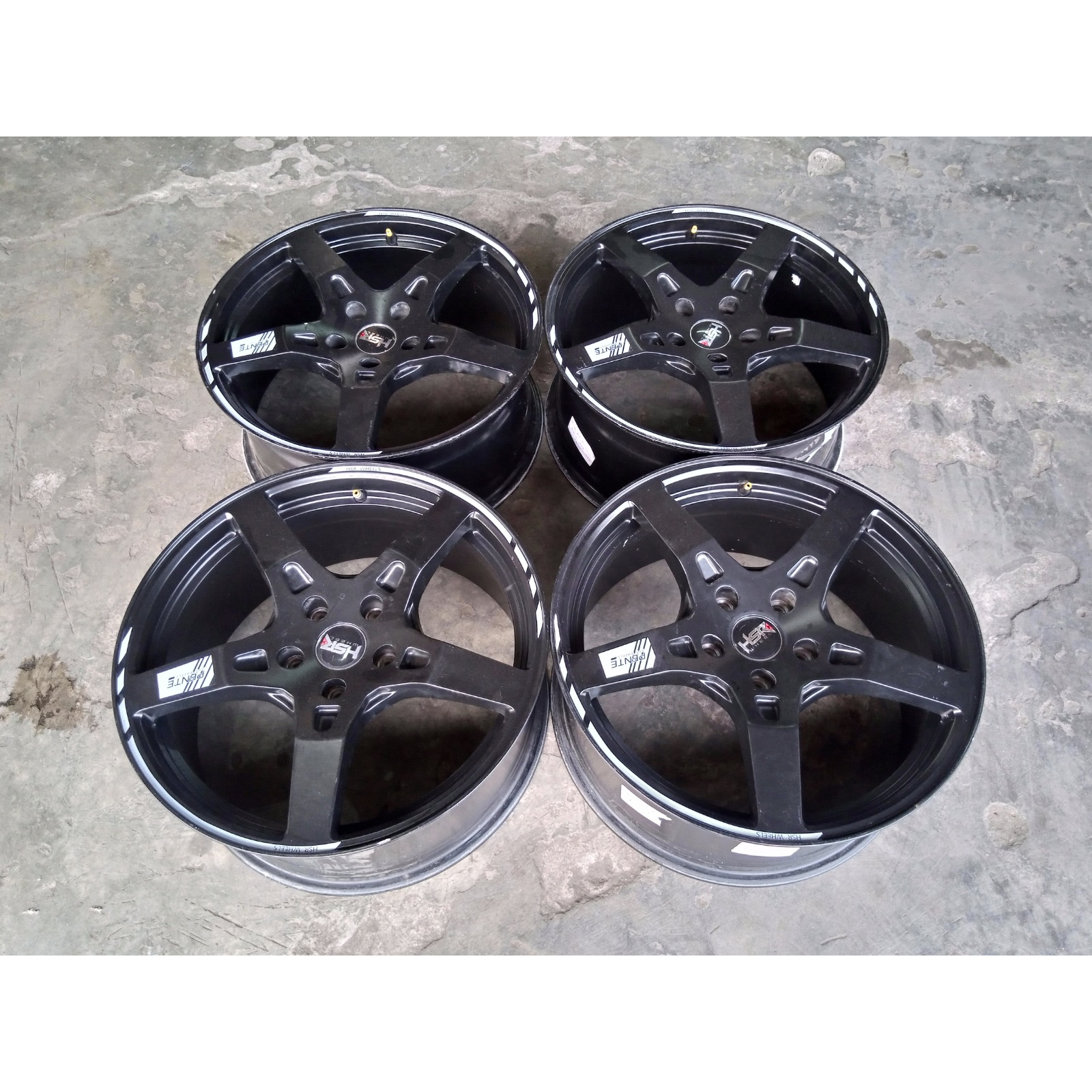 Velg Mobil Racing HSR PENTE Ring 18 Pcd 5x114.3 Hitam