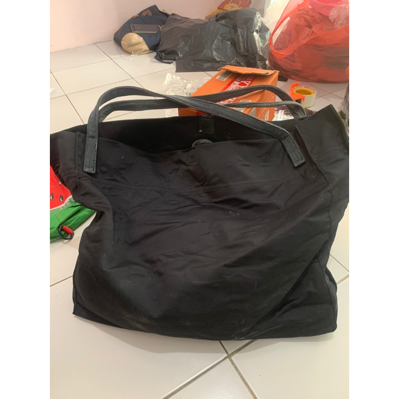 Preloved tote hitam/tas besar