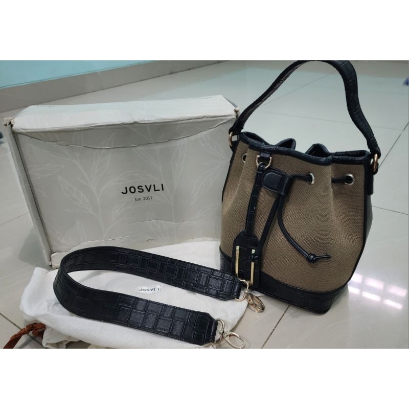 Narha Bag by Josvli