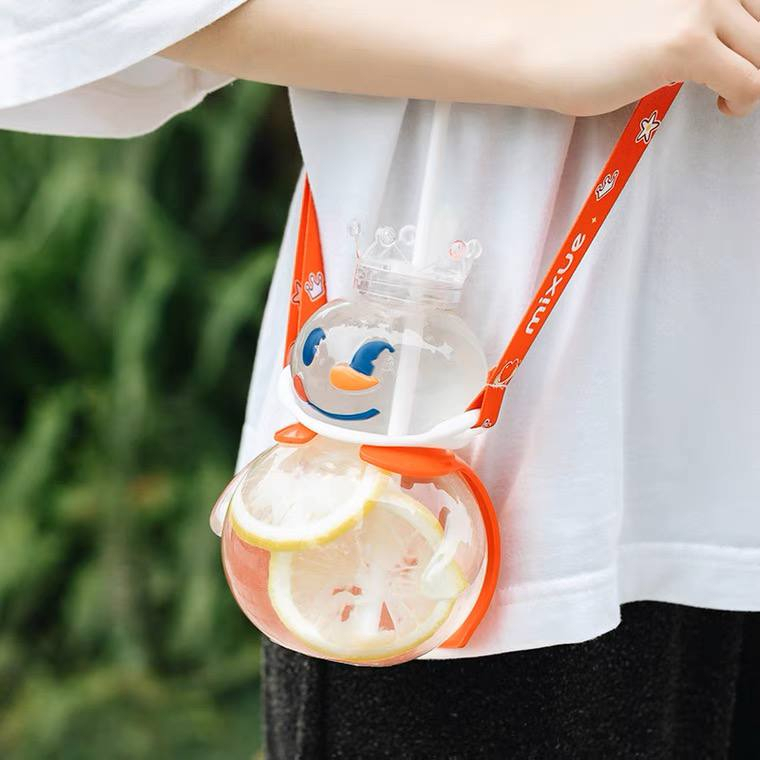 Botol Minuman Viral Mixue/Tumbler Tempat Minuman Mixue/Botol Minum Mixue Tumblr Tanpa Sedotan