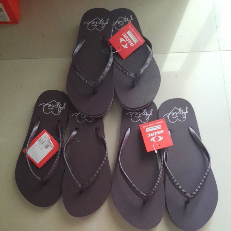 sandal jepit astec greta maroon