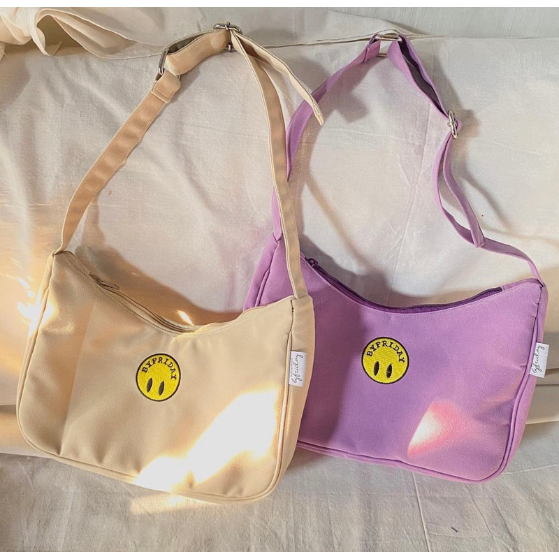 PRELOVED— shoulder bag / y2k bag / tas canvas