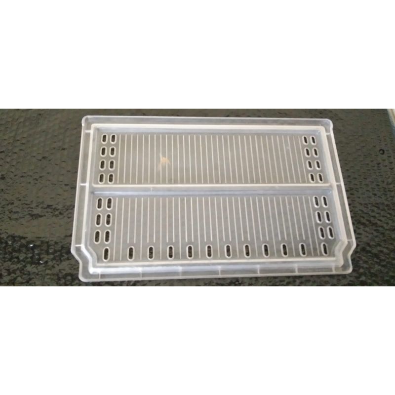 Rak kulkas LG 1 pintu Rak tatakan tengah kulkas LG 1 pintu