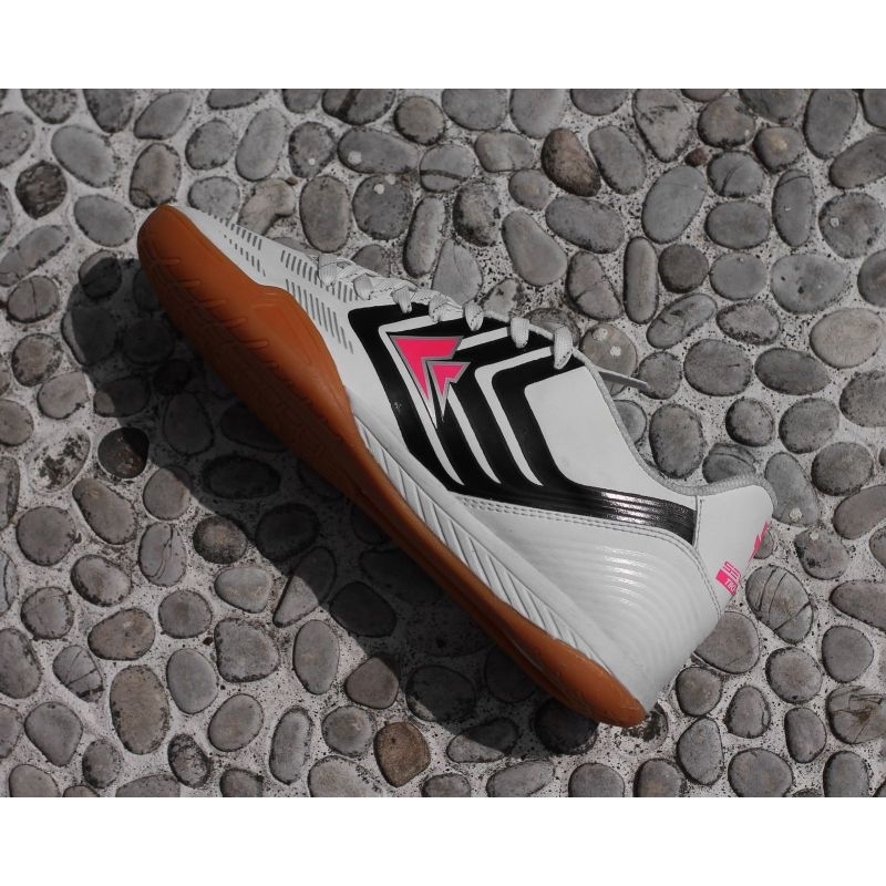 SEPATU FUTSAL SEVSPO NEW TIKI TAKA SYN WHITE PINK