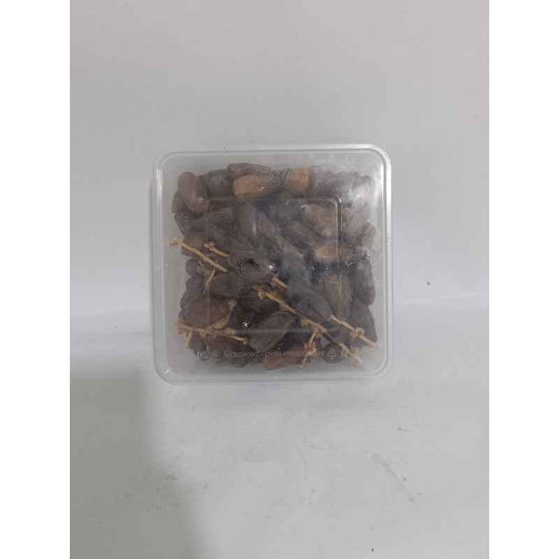 

KURMA TUNISIA TANGKAI KEMASAN KOTAK MIKA 1KG