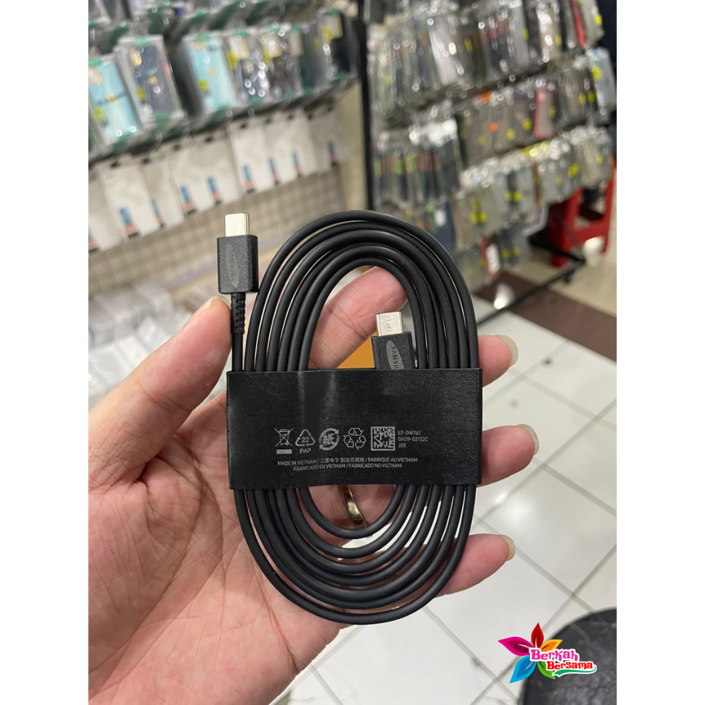 Kabel Data Cable ORIGINAL Samsung S23ultra 1.8M super fast Charging for Galaxy A23 A33 A53 A73 5G s21+ S21fe s21ultra s22 s22+ s22ultra note20 Note20ultra s23 s23+ s23ultra z flid 4 z fold 4 z flip 3 z fold 3 Original TYPE C TO TYPE C BB8363