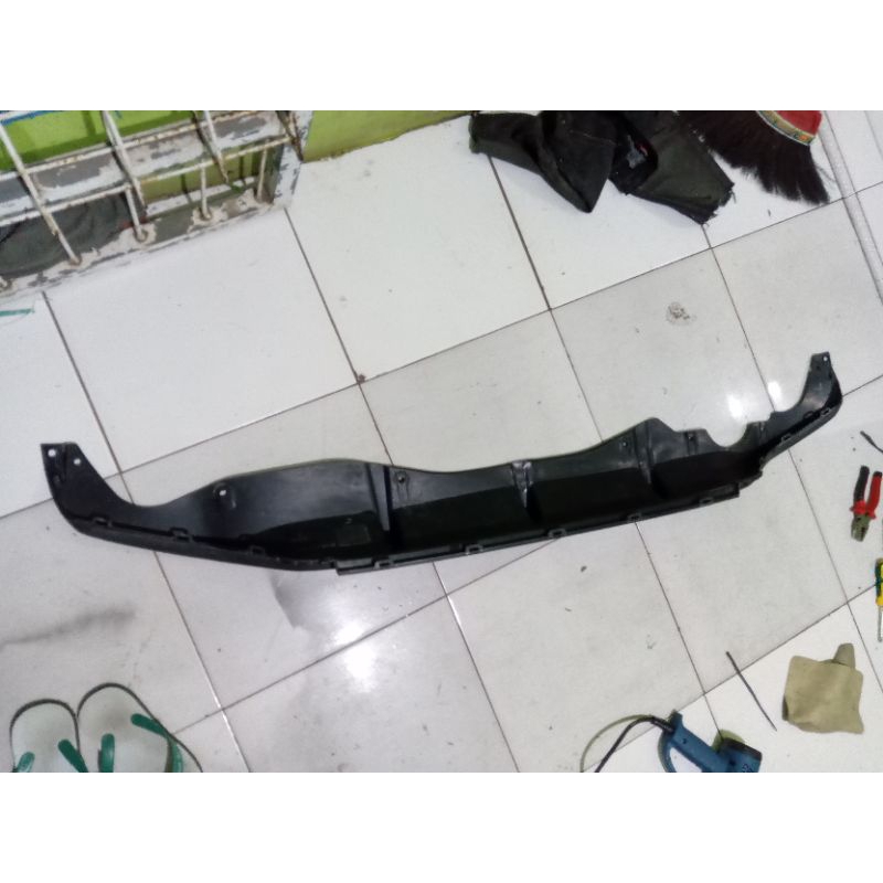 diffuser bumper belakang honda jazz gk5