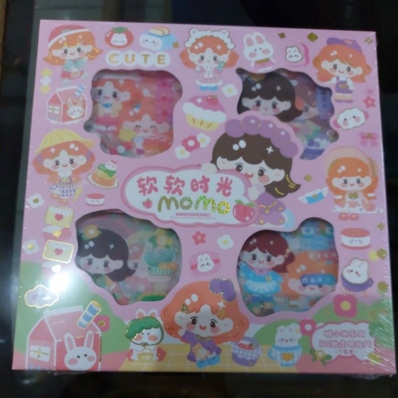 

Stiker/sticker momo besar