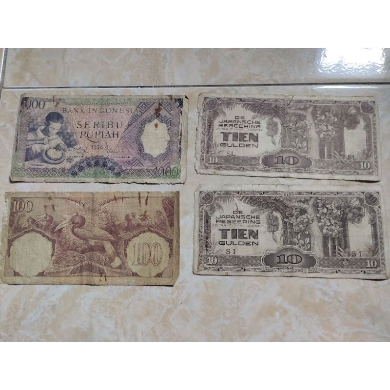 Borongan 4 lembar uang kertas lama