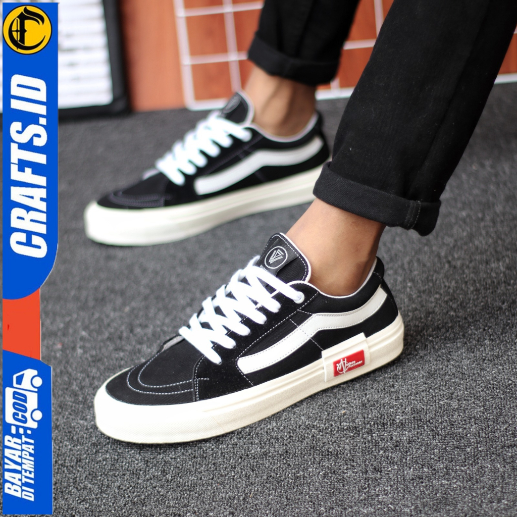 Big Size 38-47 Crafs - Sepatu Casual Kanvas Sneakers Ukuran Besar 38 39 40 41 42 43 44 45 46 47 Canvas Sneaker