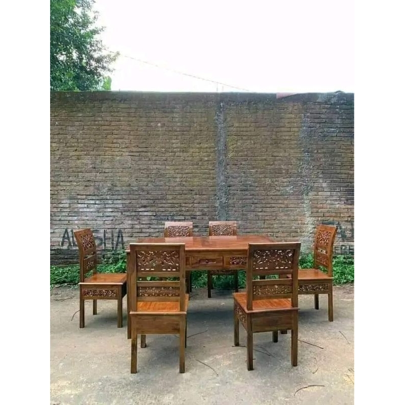 meja makan Kartini ukir Jepara