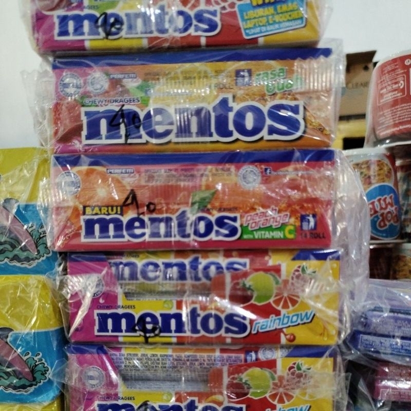 

Mentos roll 1 box 14 roll