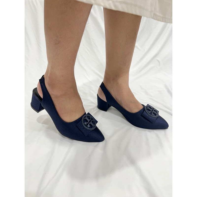 sepatu wanita pesta kerja Louisdear P67 Heel 5 cm bahan satin empuk dan nyaman dipakai kualitas bagus sekali