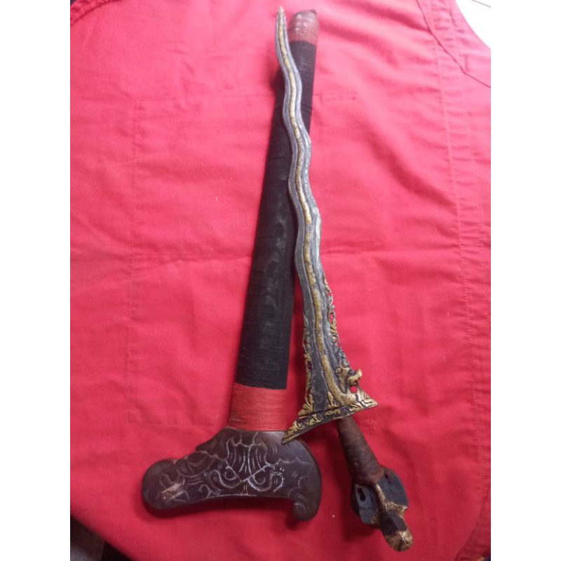 keris nogo Putut sajen rawatan orang desa