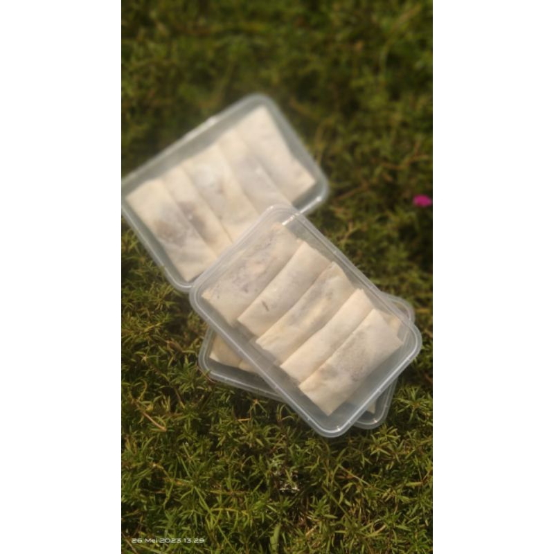 

Piscok Frozen food 1bok isi 10