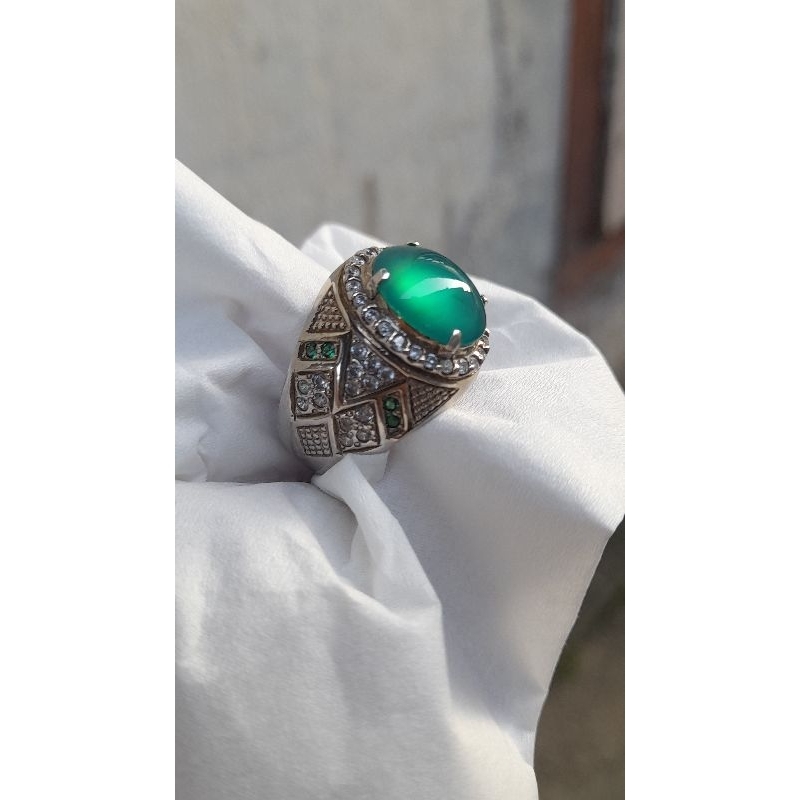 cicin batu bacan