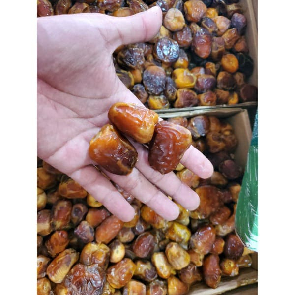 

Kurma Sukari Amira Curah 500gr