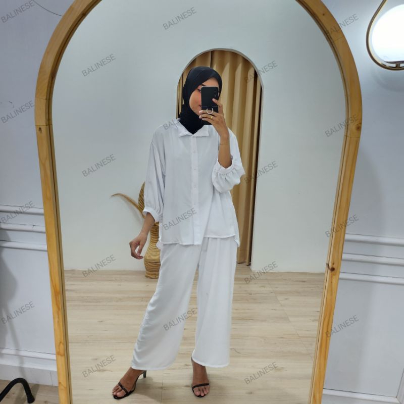 one Set Kemeja Alexandra Lengan Panjang Jumbo Cringkle Airfow - Setelan Wanita Kemeja
