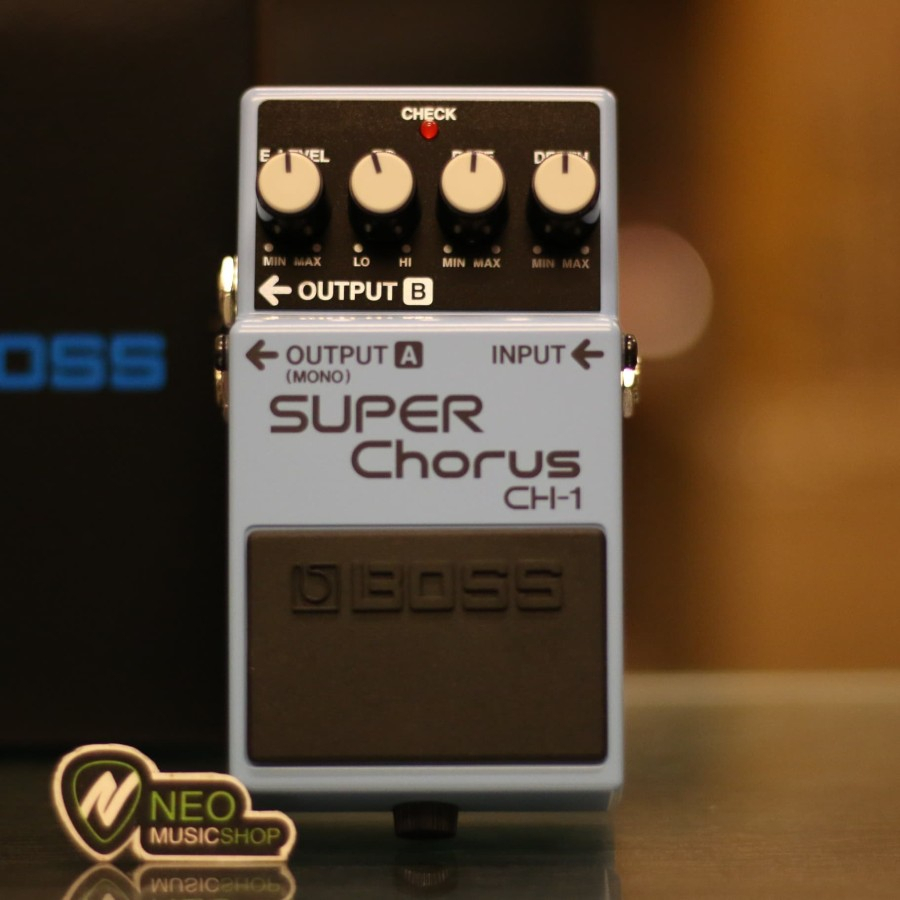 Boss CH1 SUPER Chorus gitar efek