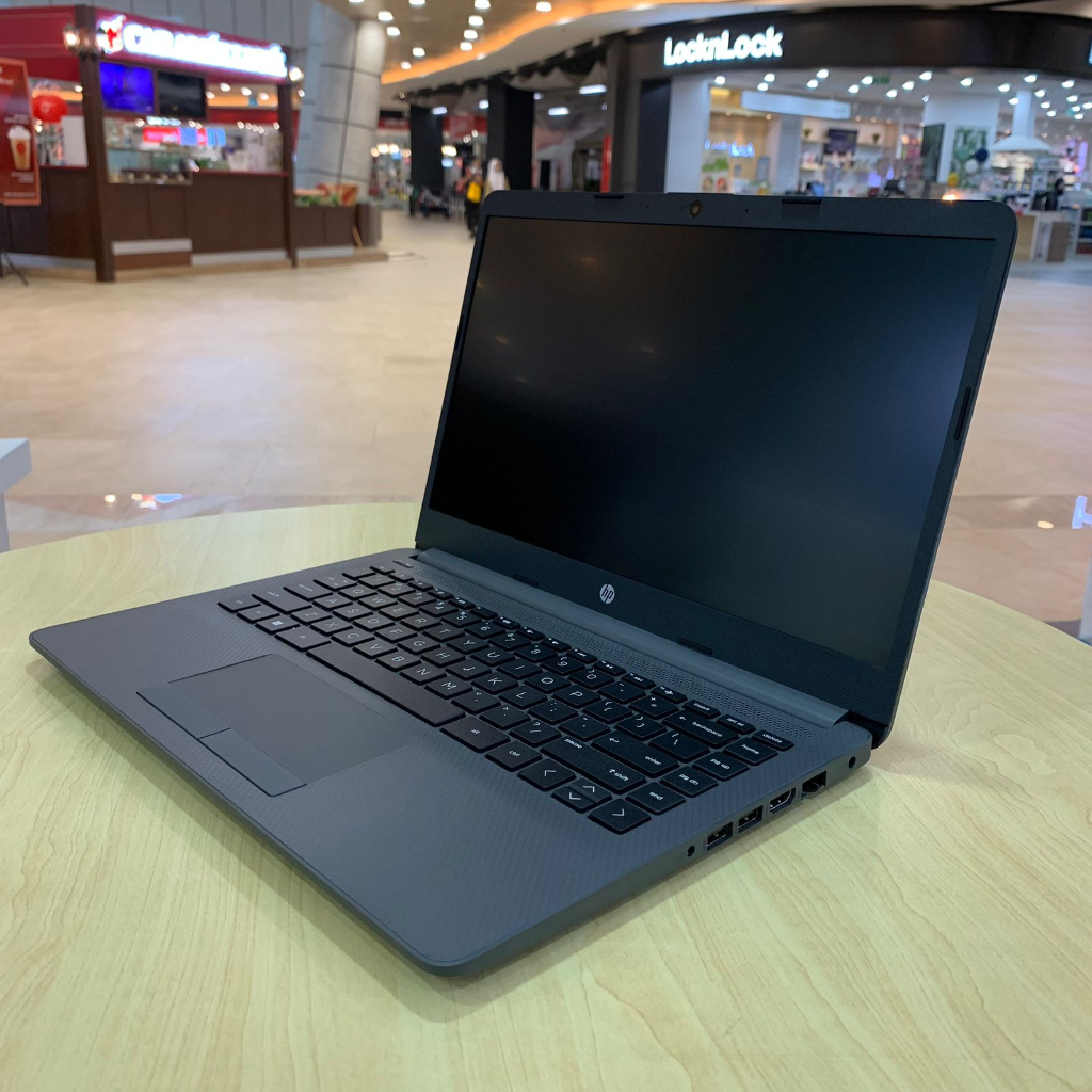 Laptop HP 245 G9 AMD Ryzen 3 5425U 8GB 256GB Wxga Windows 11 Home Original