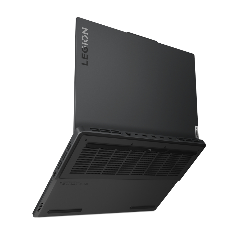 Lenovo LEGION PRO 5 rtx4060 8GB / I7 13700hx 32gb LPDDR5 1TBssd 240hz 4ZRGB + OHS