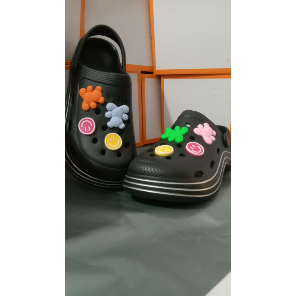 Sandal clog cewek baim viral jibbitz smile import size 36-39