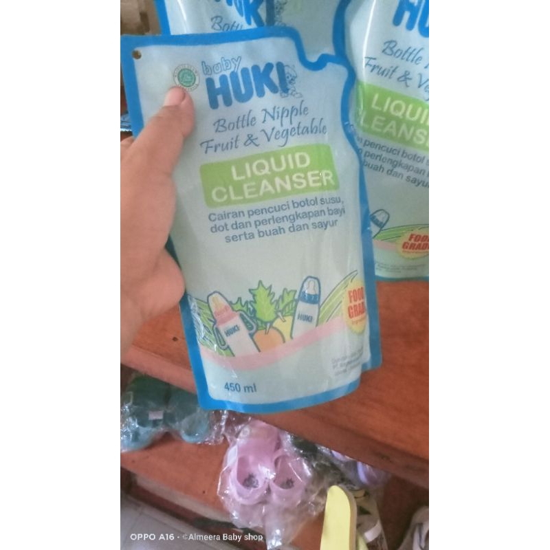 Huki Liquid Cleanser Refill 450 ml/ Huki Cairan pembersih botol