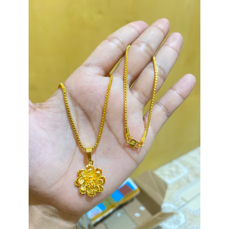 Kalung Mawar Lapis emas 24k