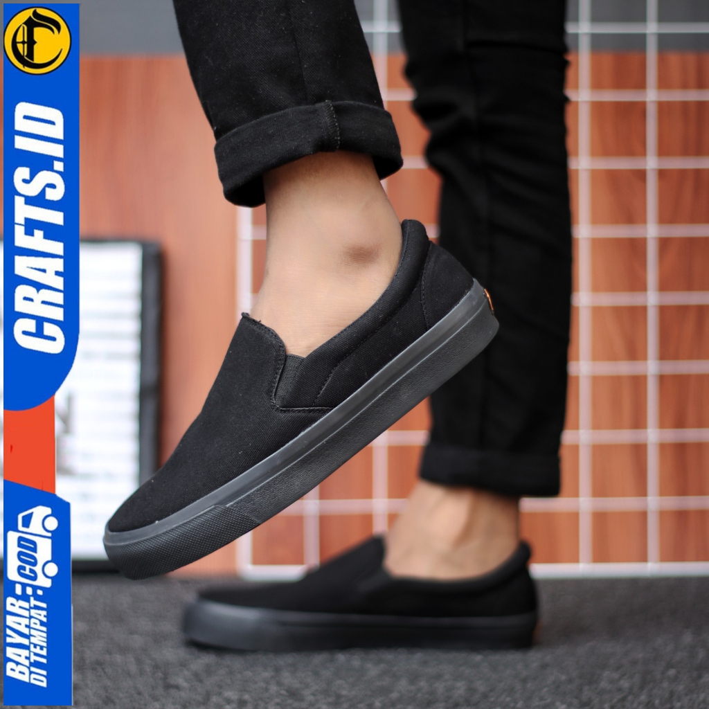 Sepatu Casual Ukuran 43 44 45 46 47 Sepatu Sneakers Slip On Pria Sepatu Sekolah Ukuran Besar