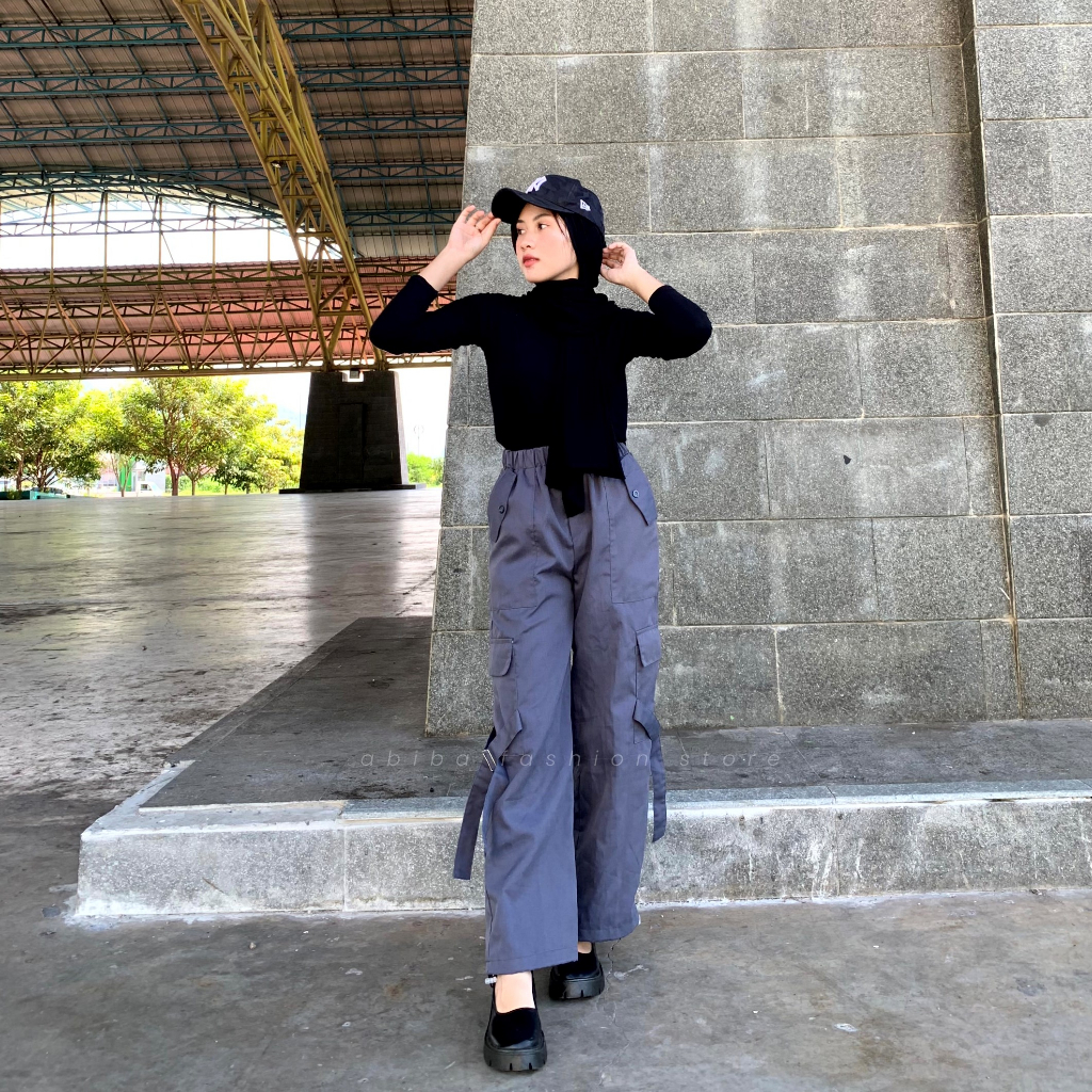 Abiba Cargo Pants Highwaist