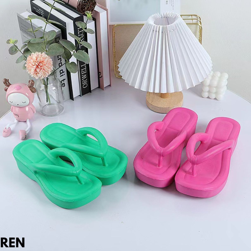 SANDAL WEDGES WANITA GAYA TERBARU PRAKTIS CLASSIC BAGUS BAHAN RUBBER IMPORT REN