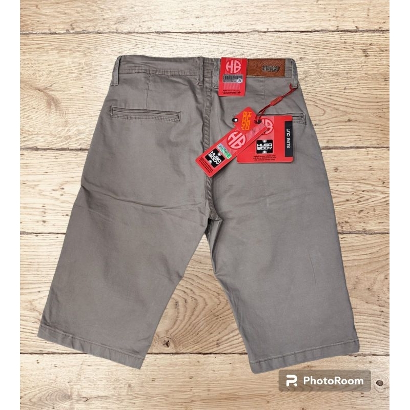 celana Katun pendek jumbo/celana chinos pendek/celana Hugo body pendek