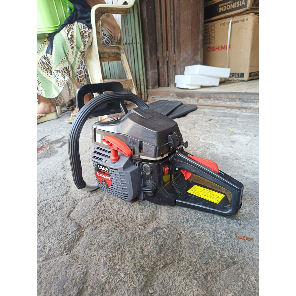 Mesin Gergaji kayu Ecolite EC 6800/ Chainsaw Ecolite 22"