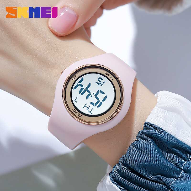 Jam Tangan Pria Digital Sport Watch Alarm Waterproof Jamtangan Cowok Desain Sporty Anti Air Berkualitas