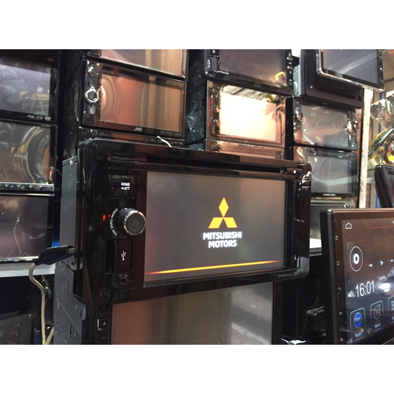 Standard Head unit Xpander ultimate