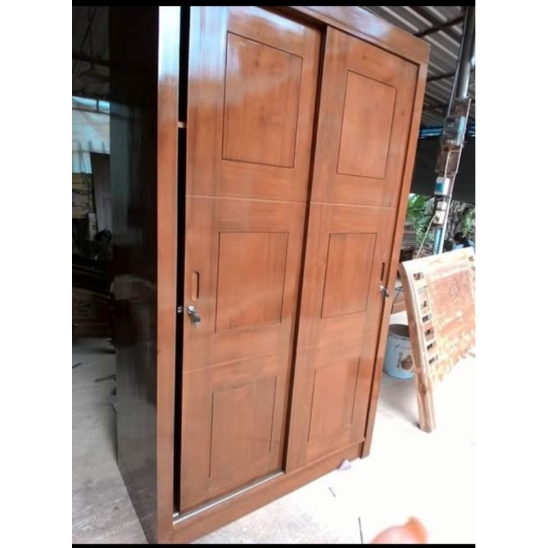 lemari pakaian kayu jati